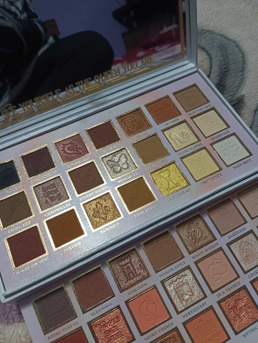 Палитра PLouise The Crown fits!