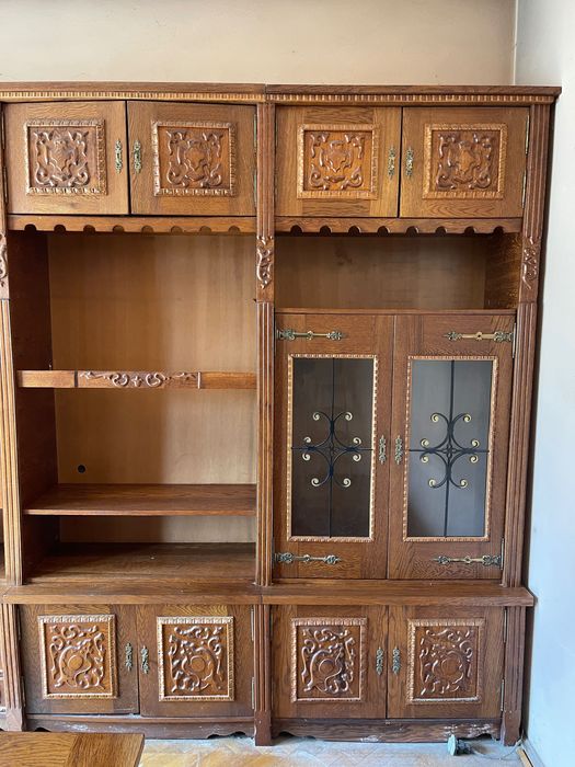 Mobilier din lemn masiv - biblioteci + birou