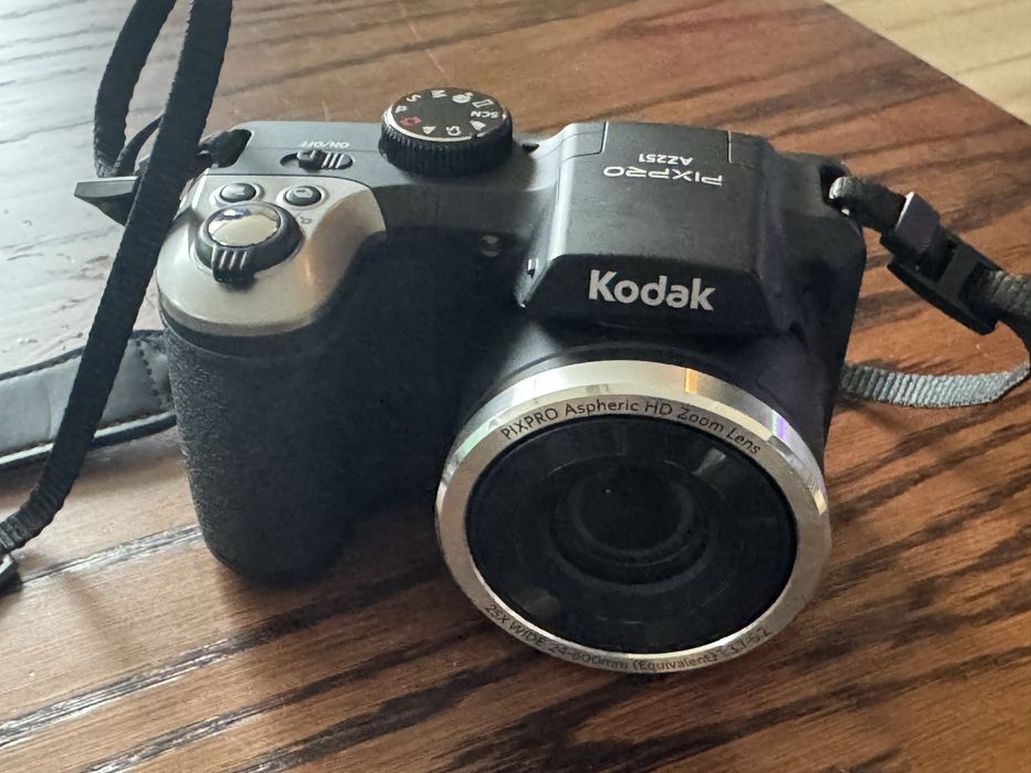 Kodak Pixpro AZ251