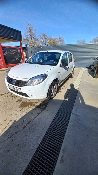 Dacia Sandero 1.2 16v an 2009