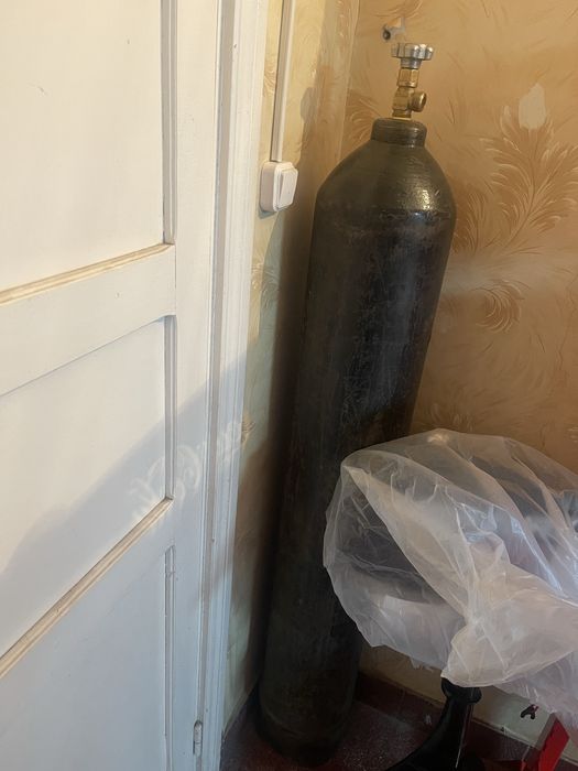 Продам углекислый  баллон