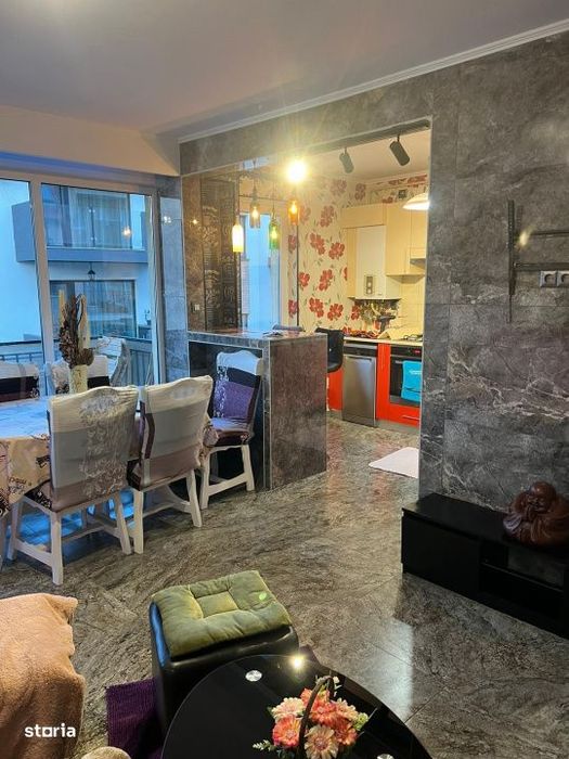Apartament de 2 camere, recent renovat, zona Muzeul Apei, etaj 1, parc