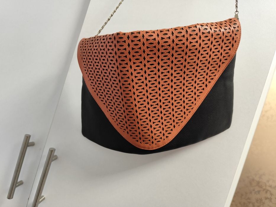 Geanta damă tip postas