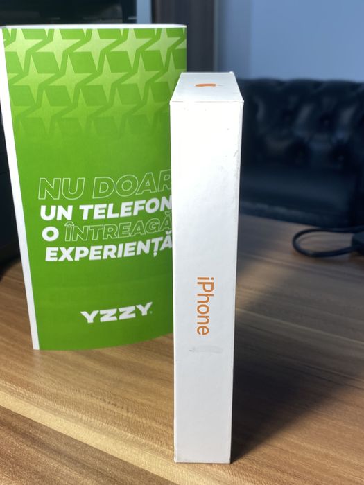 iPhone 17 Pro Max • 256 GB • Cosmic Orange