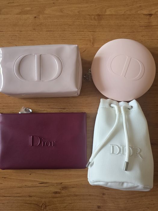 Dior оригинални несесери