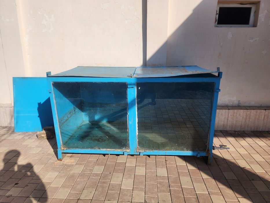 Катта Аквариум сотилади