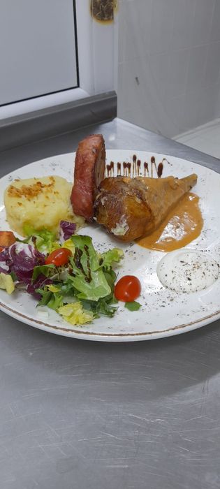 Cort de inchiriat pentru evenimente