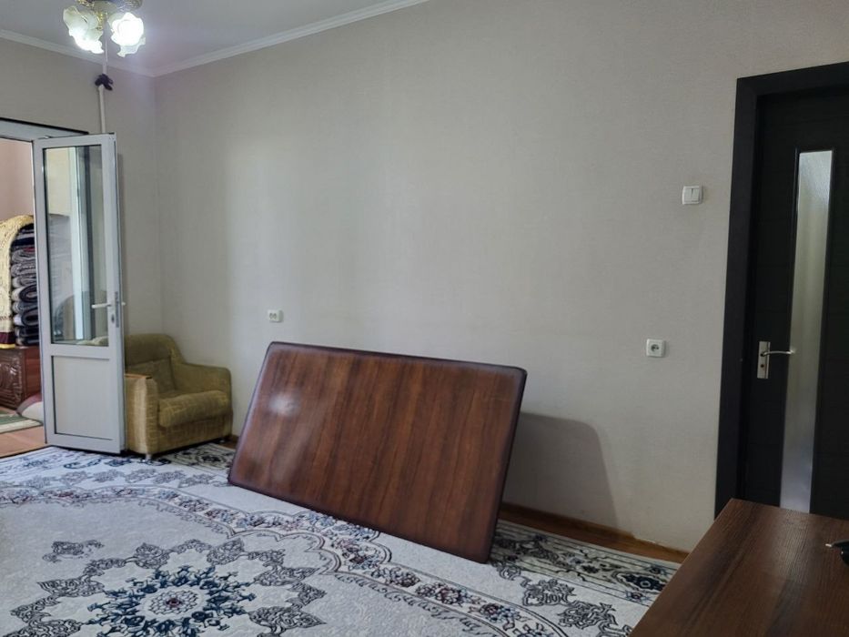 Сергели-6  3/7/9 Балкон 2*6 Срочна Сотилади.