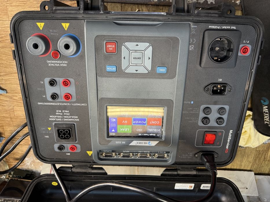 Metrel 3325 Tester aparate electrice