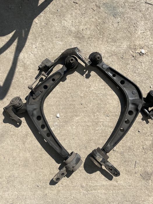 Предни носачи за бмв е46 330xi 325xi 330xd bmw e46 носач