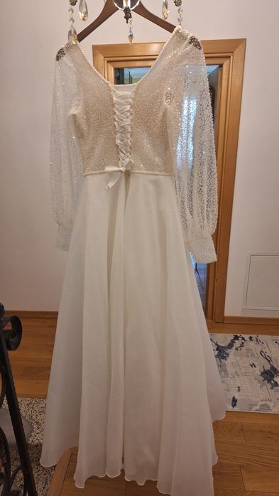 Vand rochie de mireasa