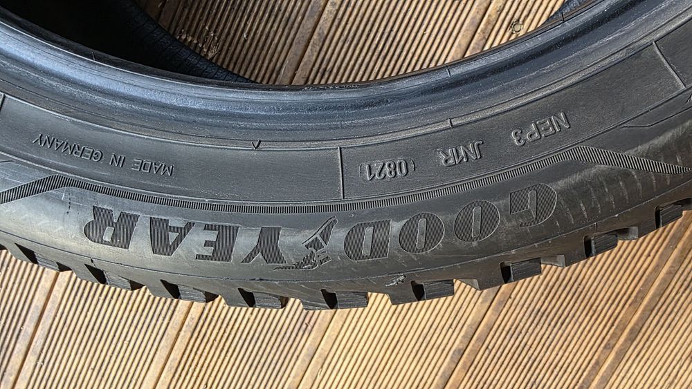 Шины Goodyear UltraGrip Arctic 2, 275/45/21