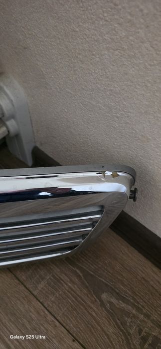 Решетка за Мерцедес W204