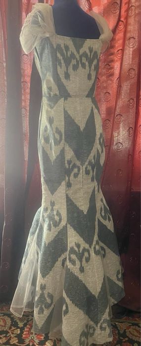 Вечерние платья