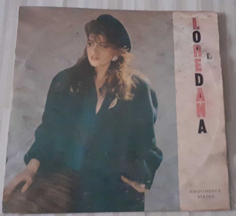 Vand viniluri artisti romani, stare foarte buna, pret 20 lei/buc
