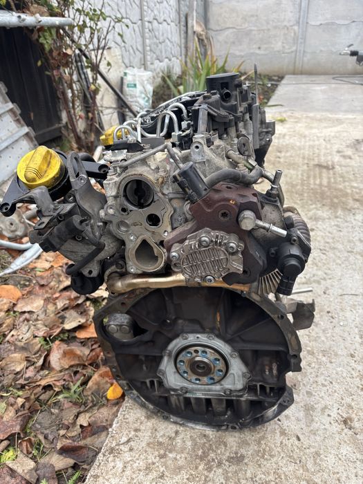 Motor, injectoare, chiuloasa opel vivaro 2.0 diesel euro 4
