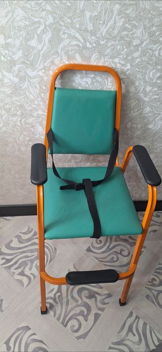 ПРОДАМ стульчик детский, в хор.состоянии