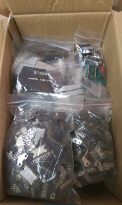 Lot de Finali , Tranzistori , Integrate noi/recuperate stare perfecta