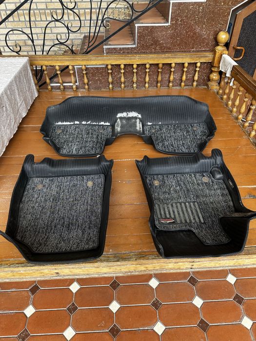 Treker 2 polik sotiladi