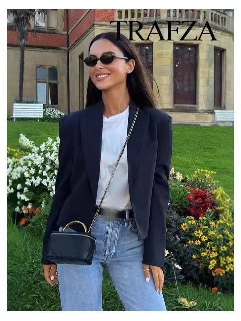 Женский жакет, пиджак