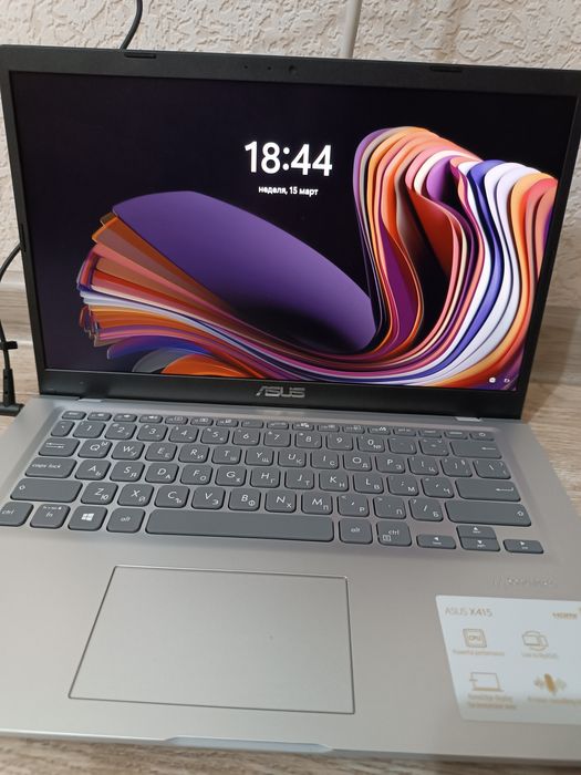 Компактен лаптоп Asus X415EA - 14 инча