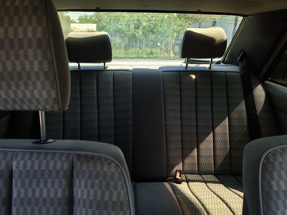 Продам Мерседес 190к