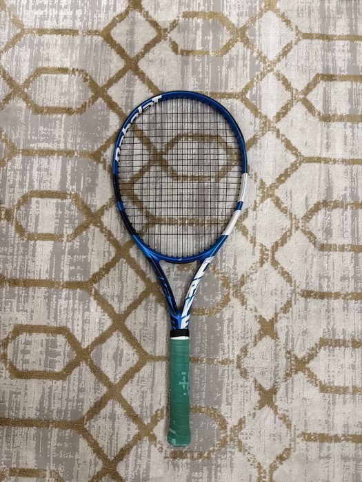 Теннисная ракетка Babolat EvO Tour