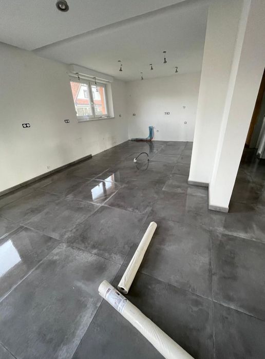 Meseriaș cu experiență Construcții, interioare & puțuri de apă