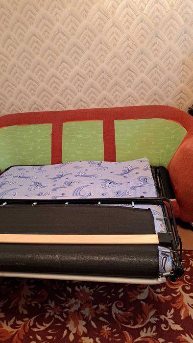 Продам Диван и кресло