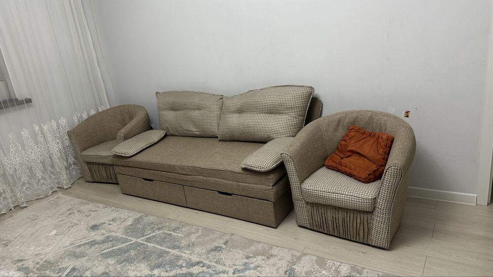 Диван и 2 кресла