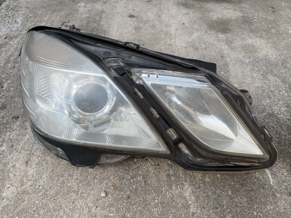 Десен фар - Mercedes E(w212)