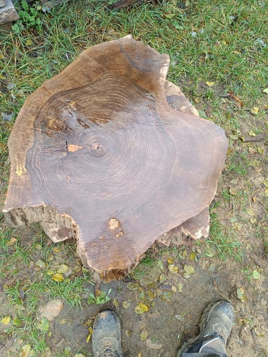 Cherestea frasin,stejar și nuc