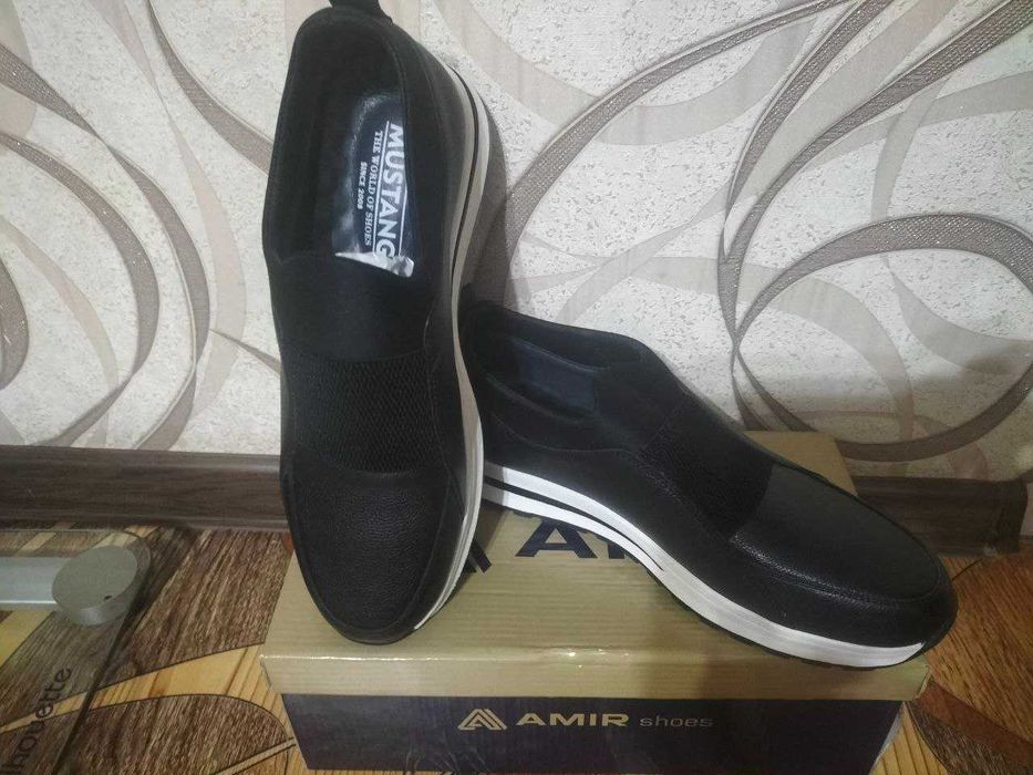 Кроссовки мужские