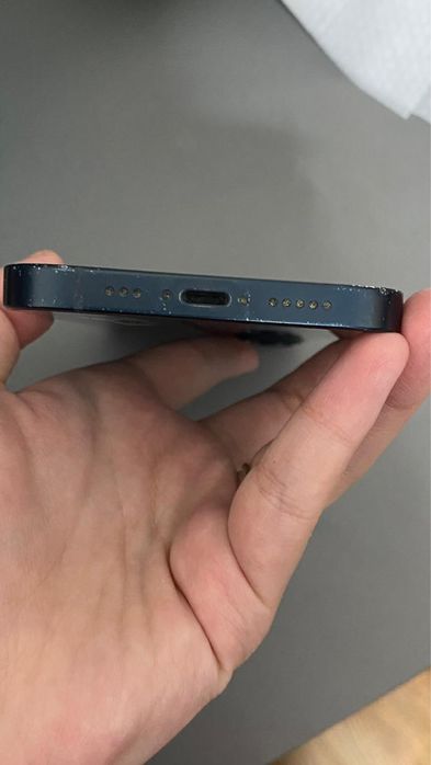 Айфон 13 в идеальном состояние