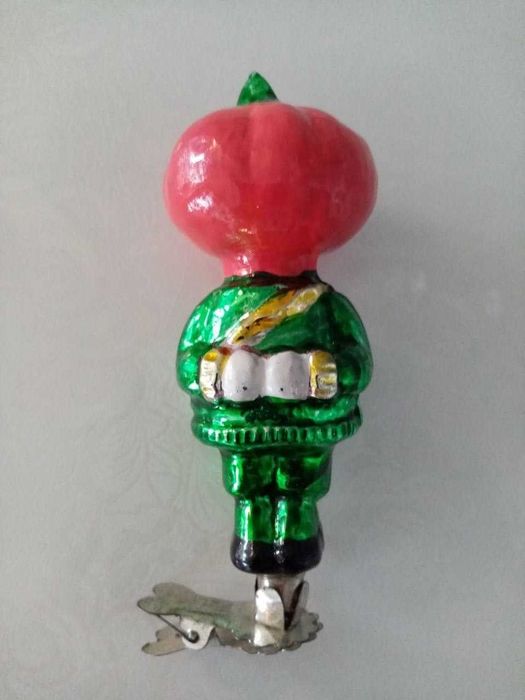 Артель Культигрушка, елочная игрушка Синьор Помидор под Арестом, СССР