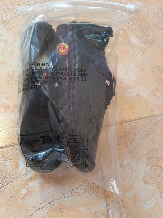 Дамски спортни обувки