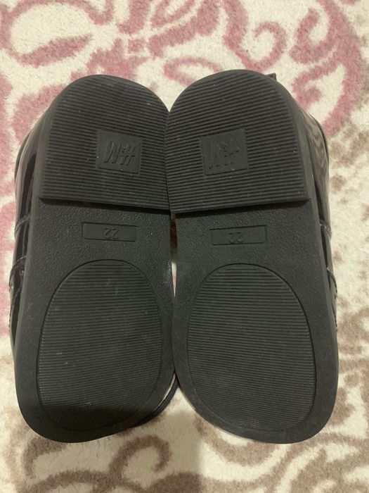 Детски обувки-нови