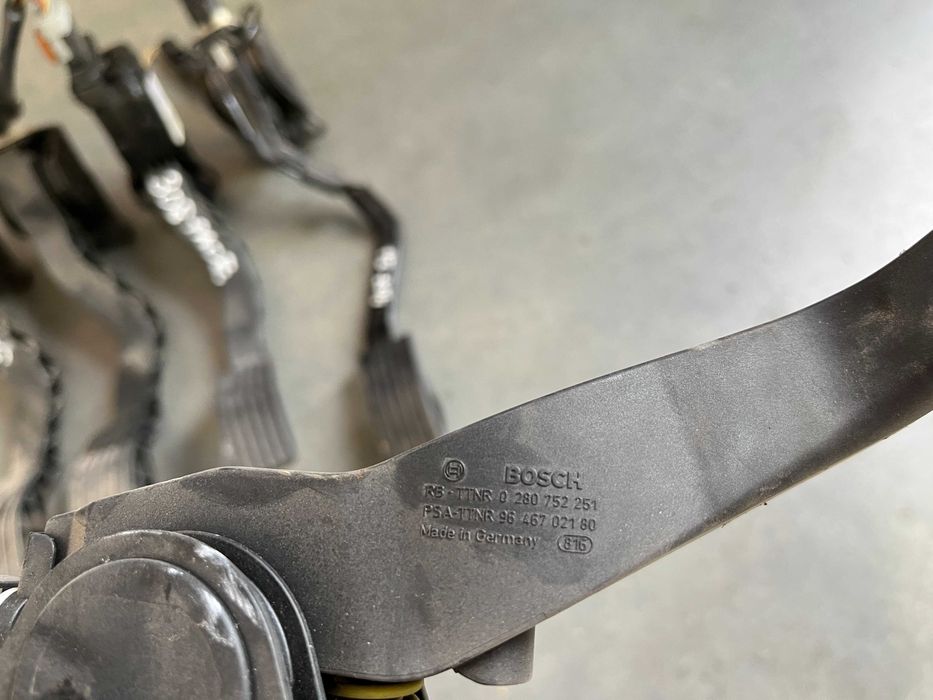 Педал на газта за 207 Peugeot 307 Пежо 308 pejo 407