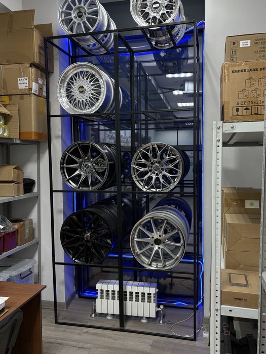 Витрины для дисков