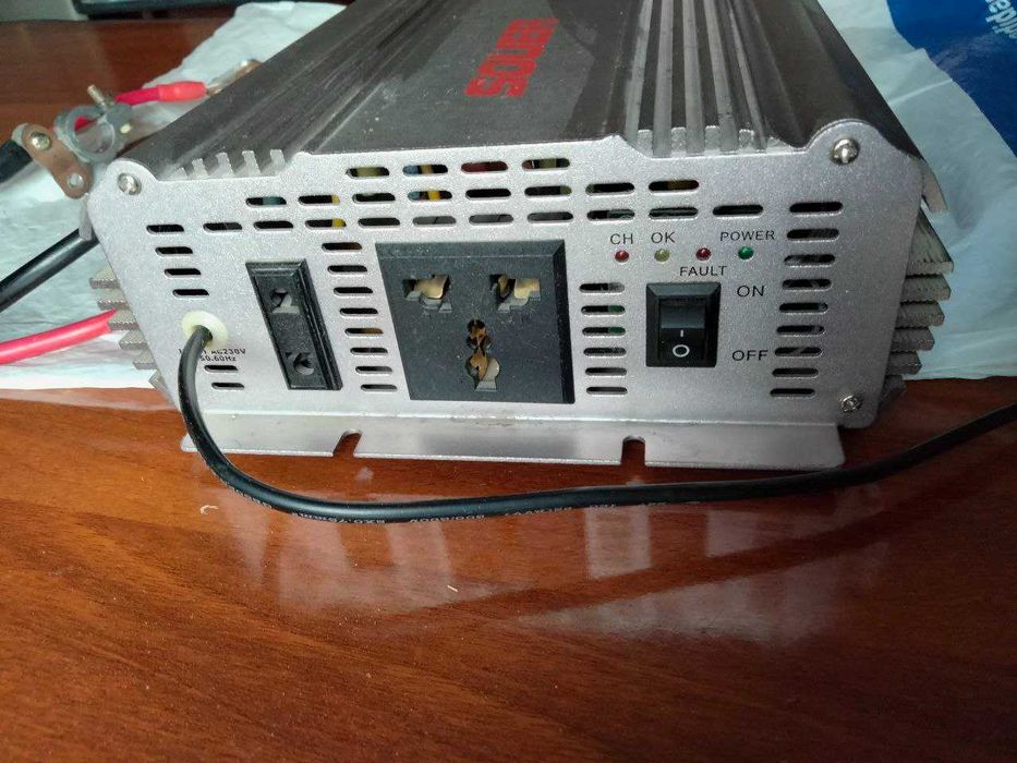 Преобразователь напряжения зарядное устройство напряжения 12В на 220В