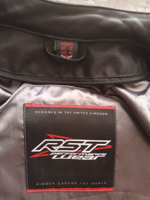 Дамско кожено мото яке