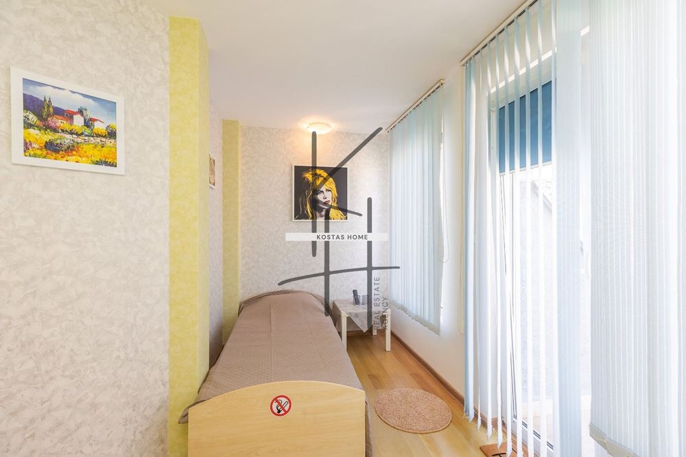 Продава се Четиристаен апартамент в Варна, Общината - 150 кв.м за 2960 €/кв.м - Снимка #8