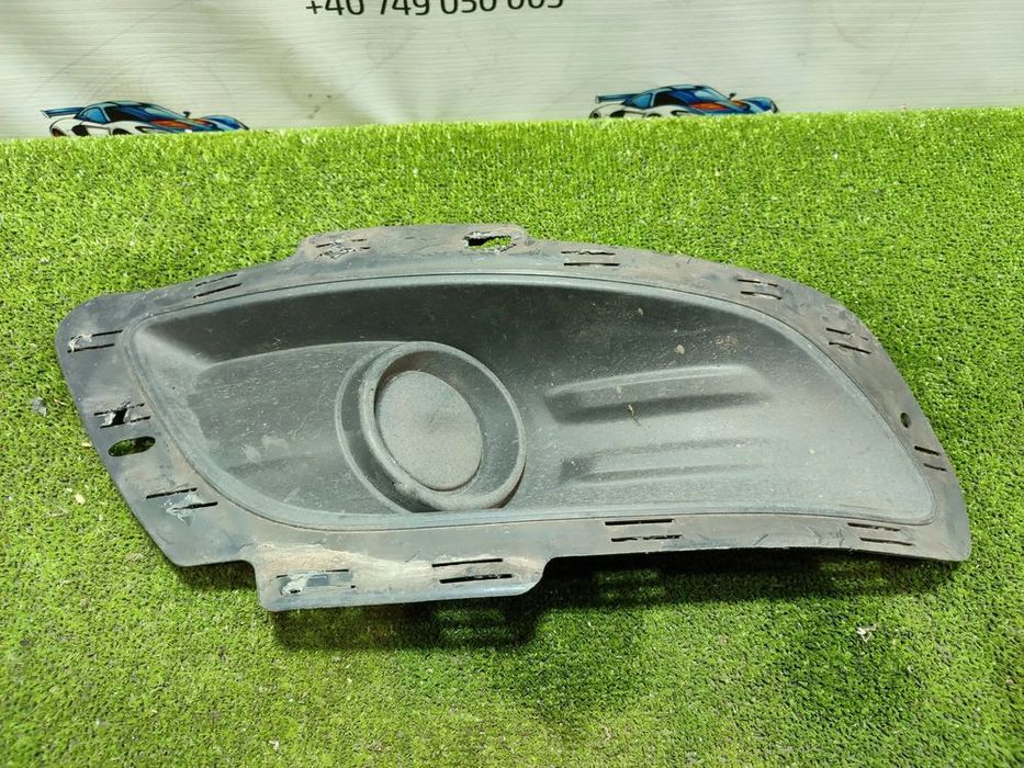 GRILA PROIECTOR DREAPTA FORD TRANSIT COURIER 1.5 DIESEL 2017 COD OEM ET7619952 / FURGONETA / 2014-2023