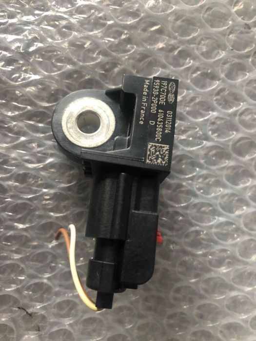 senzor impact fata  hyundai ix20