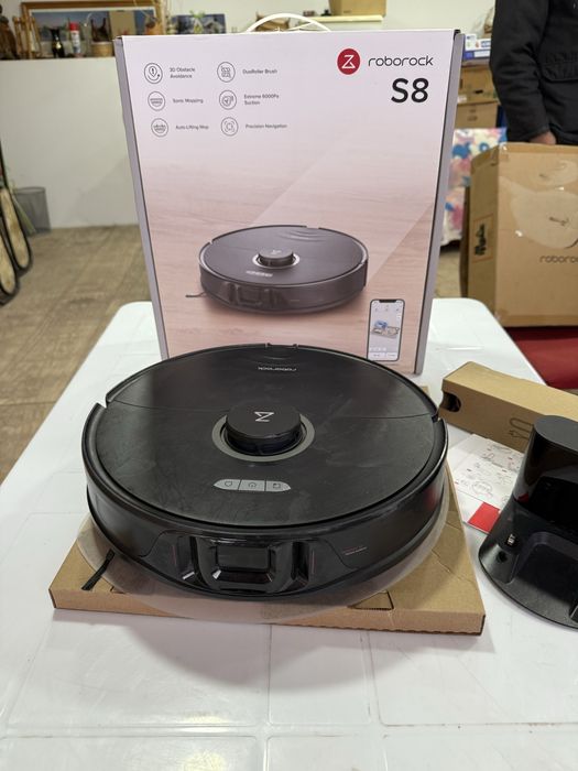 Прахосмукачка робот Roborock S8
