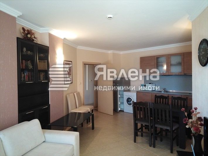 Продава се Двустаен апартамент в Царево - 74 кв.м за 1190 €/кв.м - Снимка #1