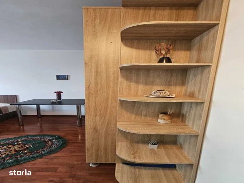 intre piata muncii si piata unirii zona rond alba iulia