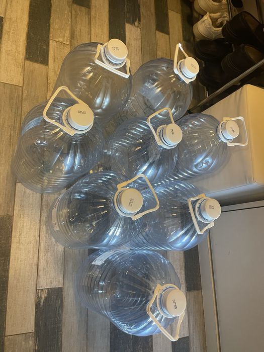 Пластмасови бутилки