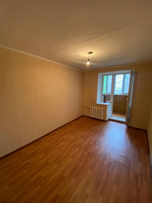 Продам  3 комнатную квартиру