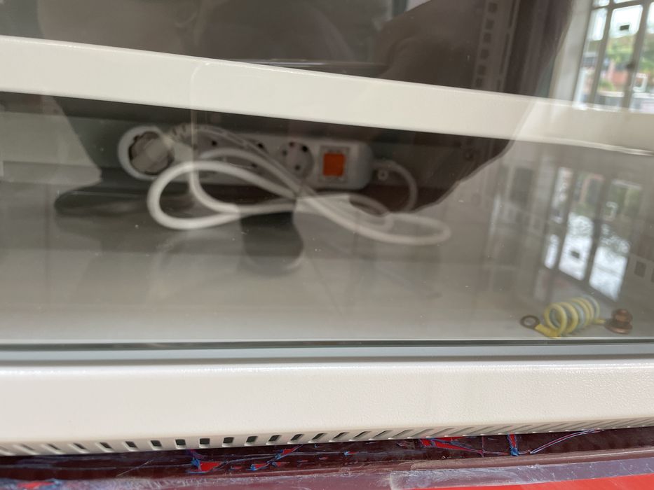 Телекоммуникационный серверный шкаф